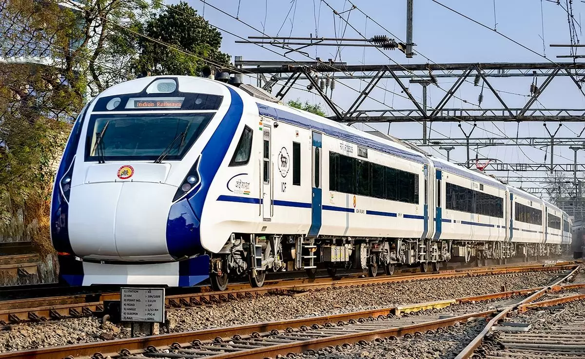 Vande Bharat: Vande Bharat will run on this route with a new update from August 15; Know the full details Vande Bharat: Vande Bharat will run on this route with a new update from August 15; Know the full details