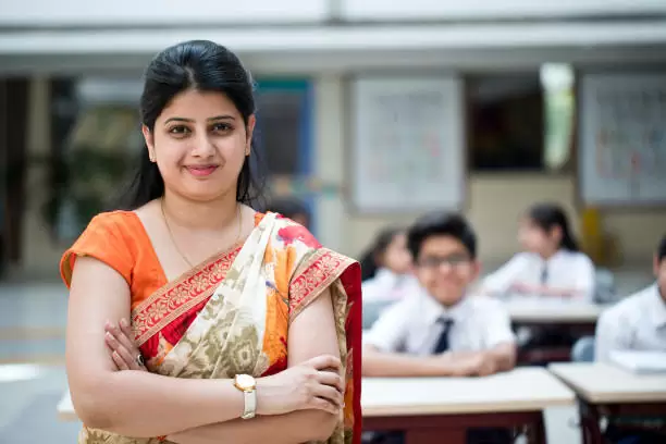 Teachers Recruitment: Golden opportunity to get job on teacher posts, application starts, salary will be up to Rs 70,000