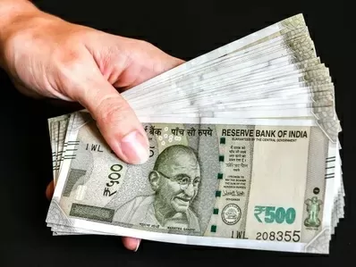 FD Rates: Good news for senior citizens! This bank is giving 9.25% interest on FD