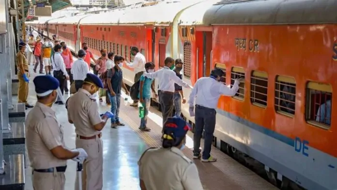 Indian Railways: Good news for the passengers of Bihar, Railways announced to run special trains on Chhath Puja; See list here