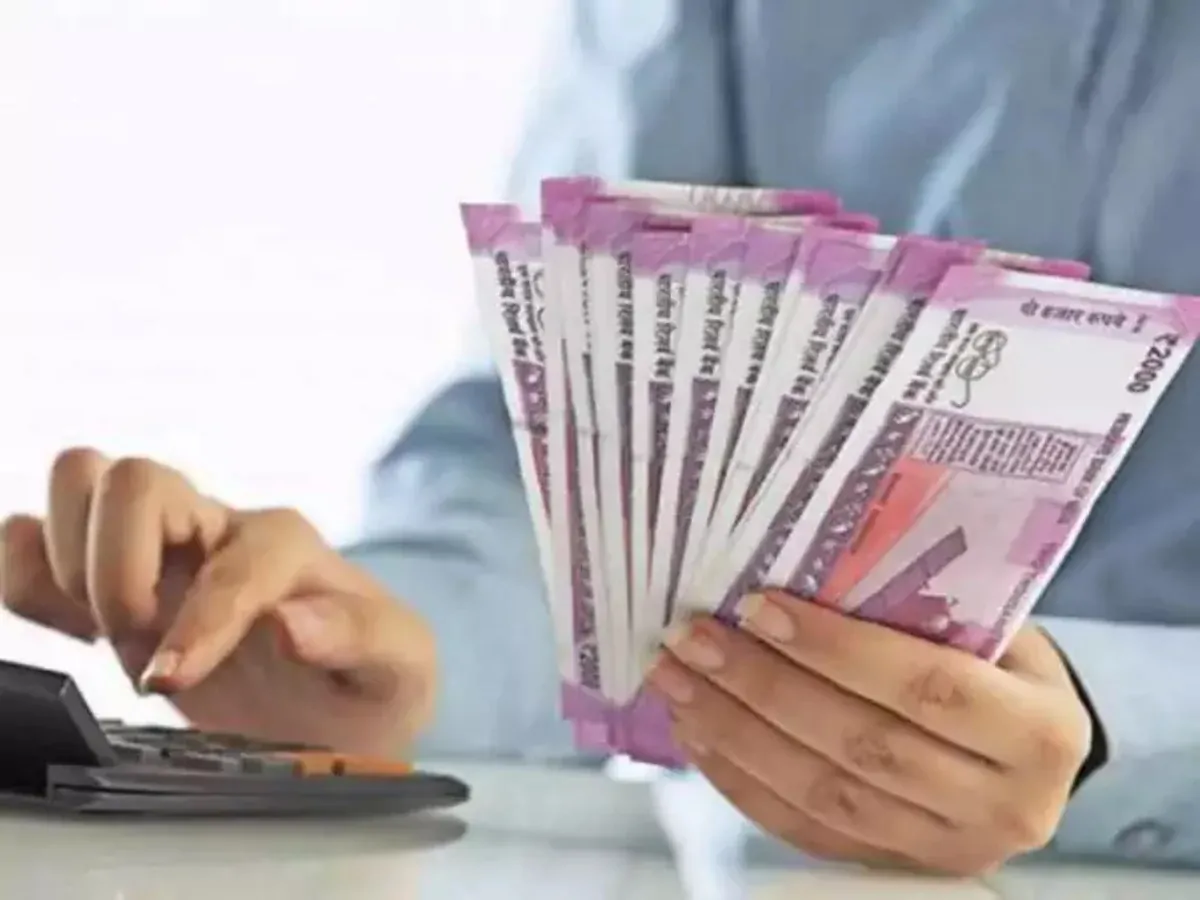 SBI Sarvottam FD gives interest rate of 7.9%, know what is the minimum investment limit, know details here SBI Sarvottam FD gives interest rate of 7.9%, know what is the minimum investment limit, know details here