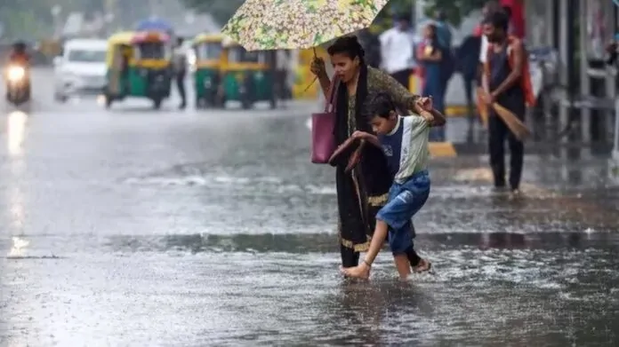 Rainfall Update: Rain-lightning alert in 12 states, heavy rain in 3 states, cold will increase here, mercury will fall