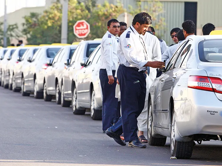 Drivers Alert Police issued new advisory, Now drivers will be fined AED2,000 for this mistake, see complete details inside Drivers Alert Police issued new advisory, Now drivers will be fined AED2,000 for this mistake, see complete details inside