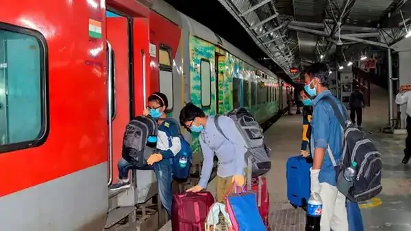 New Express Train: PM Modi flags off new train, know time table, routes and stoppages