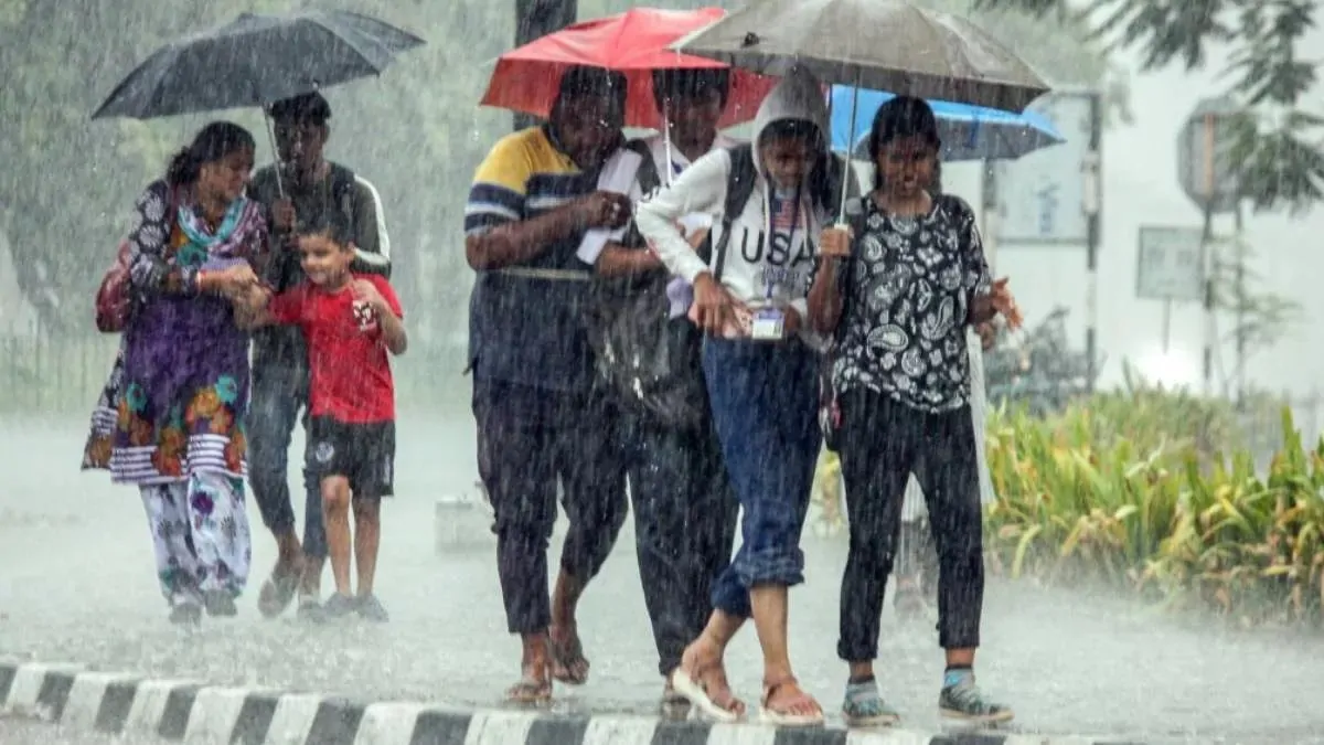 Weather Update: Delhi will have 7 days of heavy rains with thunderstorms, IMD has issued a yellow alert Weather Update: Delhi will have 7 days of heavy rains with thunderstorms, IMD has issued a yellow alert