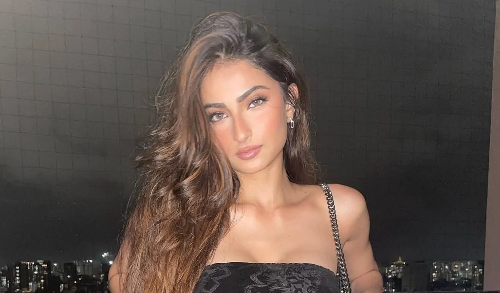 Palak Tiwari wreaked havoc in Thigh slit one shoulder revealing gown, hot pictures went viral