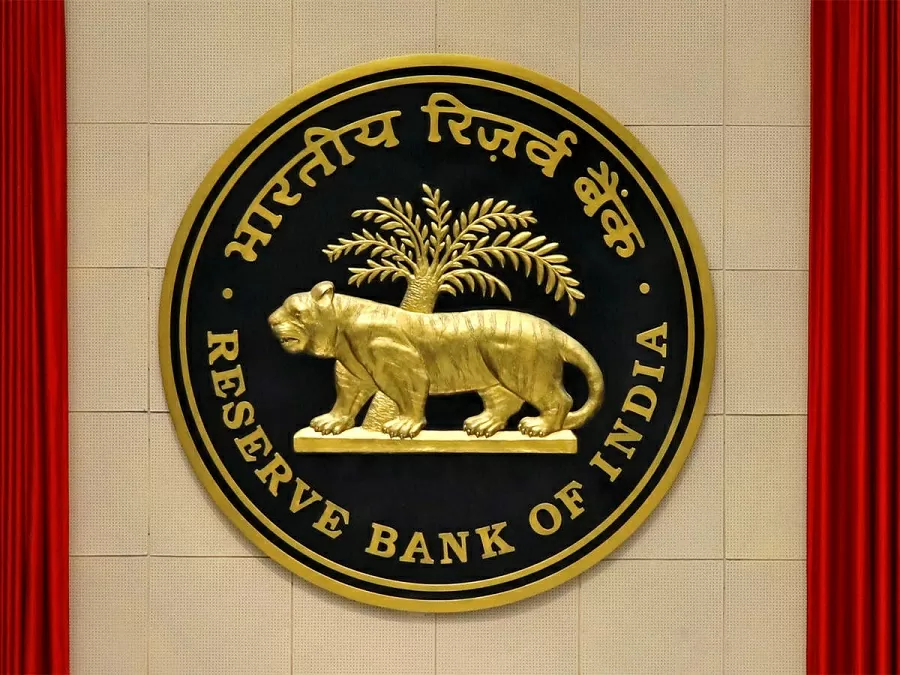 RBI Action: RBI imposed heavy fine on these 3 big banks, accused of breaking the rules