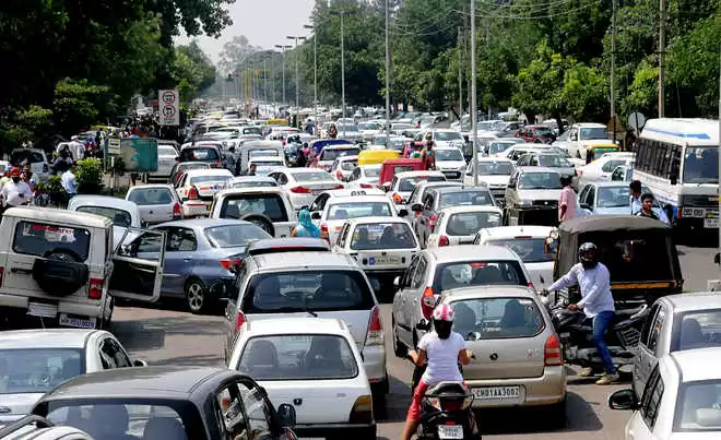 Big campaign against illegal parking at Delhi airport, more than 780 challans issued