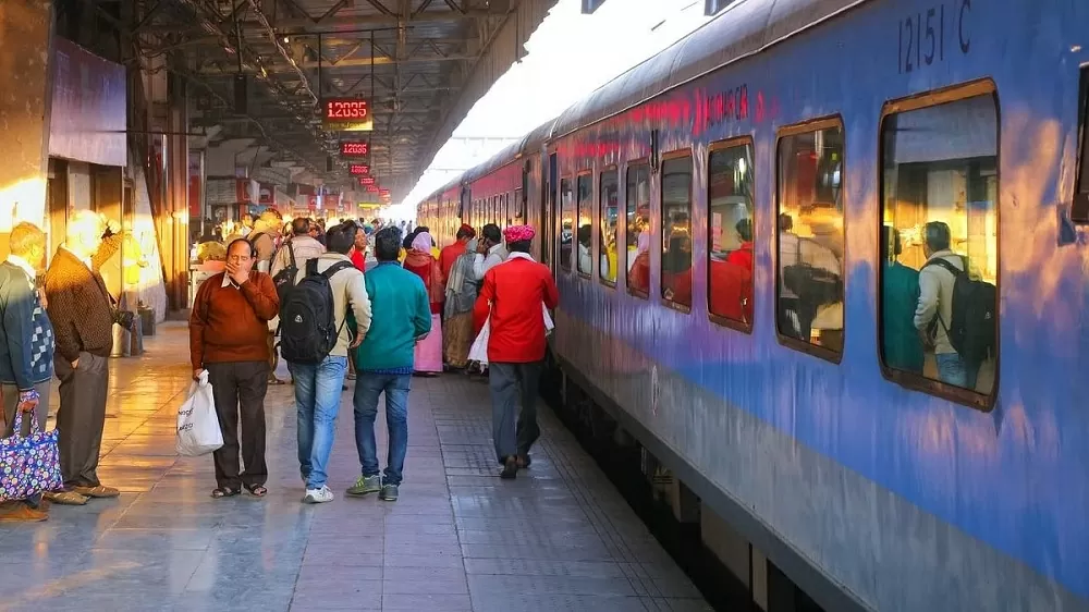 Indian Railways: Railways is going to make big changes for passengers from April 1, Check details before traveling Indian Railways: Railways is going to make big changes for passengers from April 1, Check details before traveling