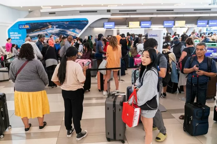Flight Price Hike: Taking a flight from IGI Airport will be expensive, price of one ticket may increase by this much