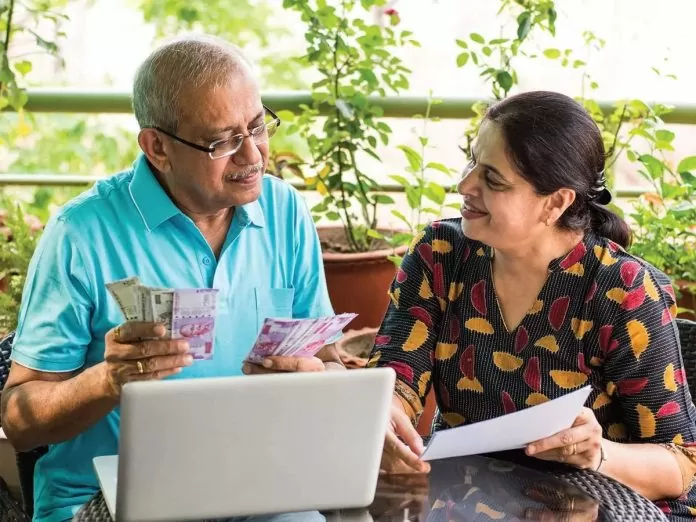 SCSS: You will get guaranteed interest of ₹ 2 lakh on deposit of ₹ 5 lakh, account can be opened with ₹ 1000 in this scheme