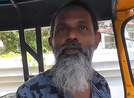 Englishman was surprised to hear auto driver's English, shared amazing video