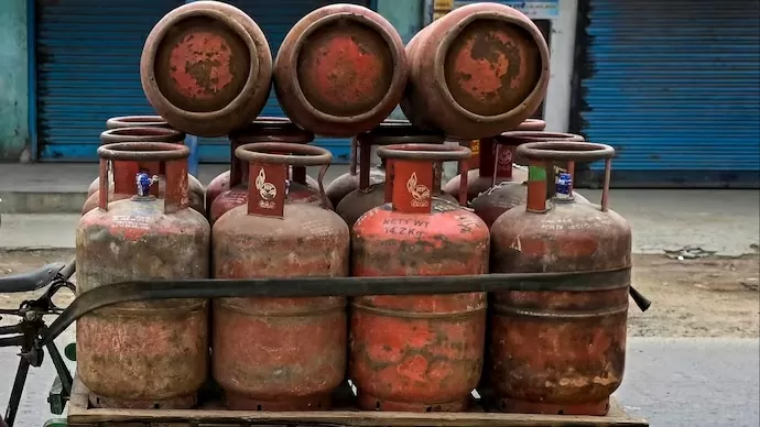 LPG cylinder rate: Now you will get 14 Kg gas cylinder in your city for this much, check the new price