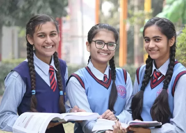 Education Loan: How much interest is charged on student loan, know everything before admission in college.