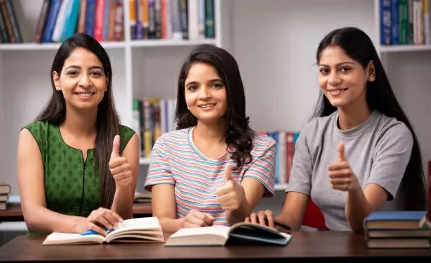 Scholarship News: Good news for Indians! You will get this many lakh rupees every year for studying in France