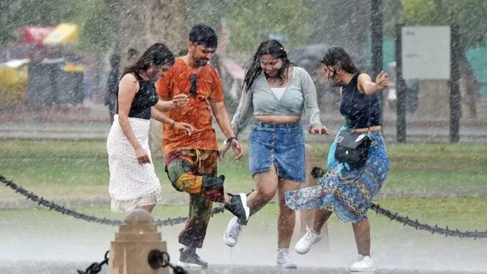 Rainfall Update: Heavy rains expected in these 12 states, know the weather condition across the country