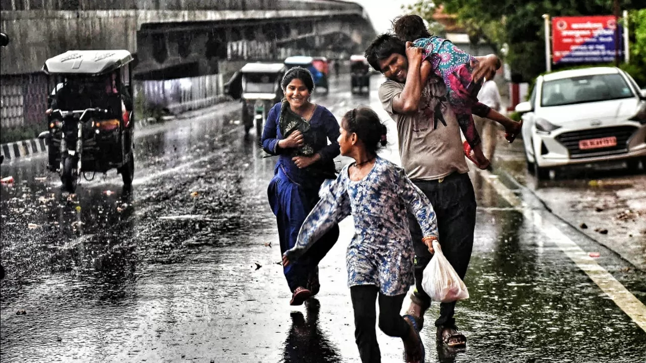 IMD Rainfall Update: There is going to be heavy rain in these 9 states in the next 3 days; Know when it will rain in your place IMD Rainfall Update: There is going to be heavy rain in these 9 states in the next 3 days; Know when it will rain in your place