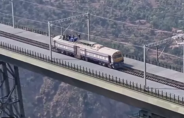 Railways conducted trial on the world's tallest Chenab rail bridge, know when the journey will start