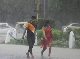 Rainfall Alert: Heavy rain warning in 16 states, know when monsoon will come in your state