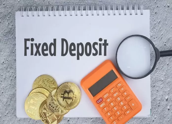 ICICI Bank and HDFC Bank gave a shock to customers! You will get less interest on FD, check the latest rate here