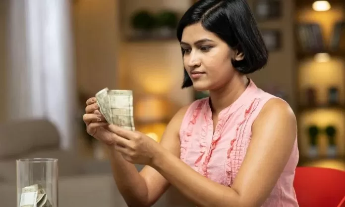 Post Office Scheme: Women get benefit of Rs 30,000 on depositing Rs 2 lakh, know how?