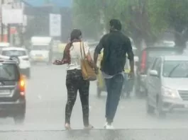 Heavy Rain Alert: Dust Storm Alert for 6 days, hailstorms along with stormy winds and heavy rains