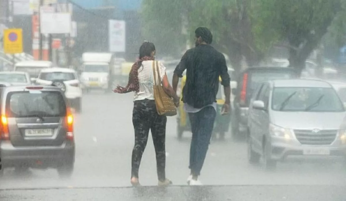 Heavy Rain Alert: Dust Storm Alert for 6 days, hailstorms along with stormy winds and heavy rains