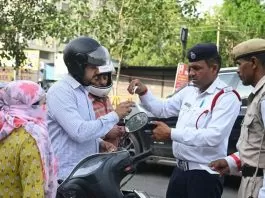 New traffic challan rules: If a minor drives a car, the father will have to pay a fine of Rs 25000, the government has changed the rules
