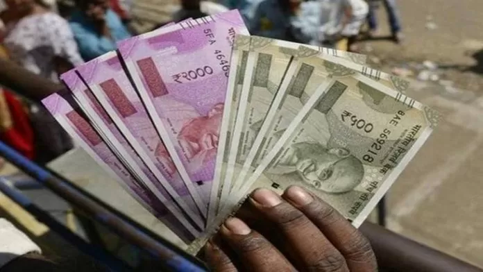 SBI Special Scheme: Deposit ₹2,00,000 and get fixed interest of ₹19,859, check scheme details