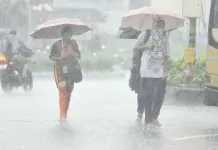 Heavy Rain Alert: Alert issued for heavy rain along with strong dust storm, know the weather condition