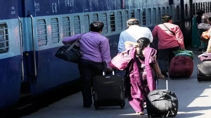 Railways Ticket Refund Rules: If you miss a train, you can travel in another train with the same ticket? know what the rules say