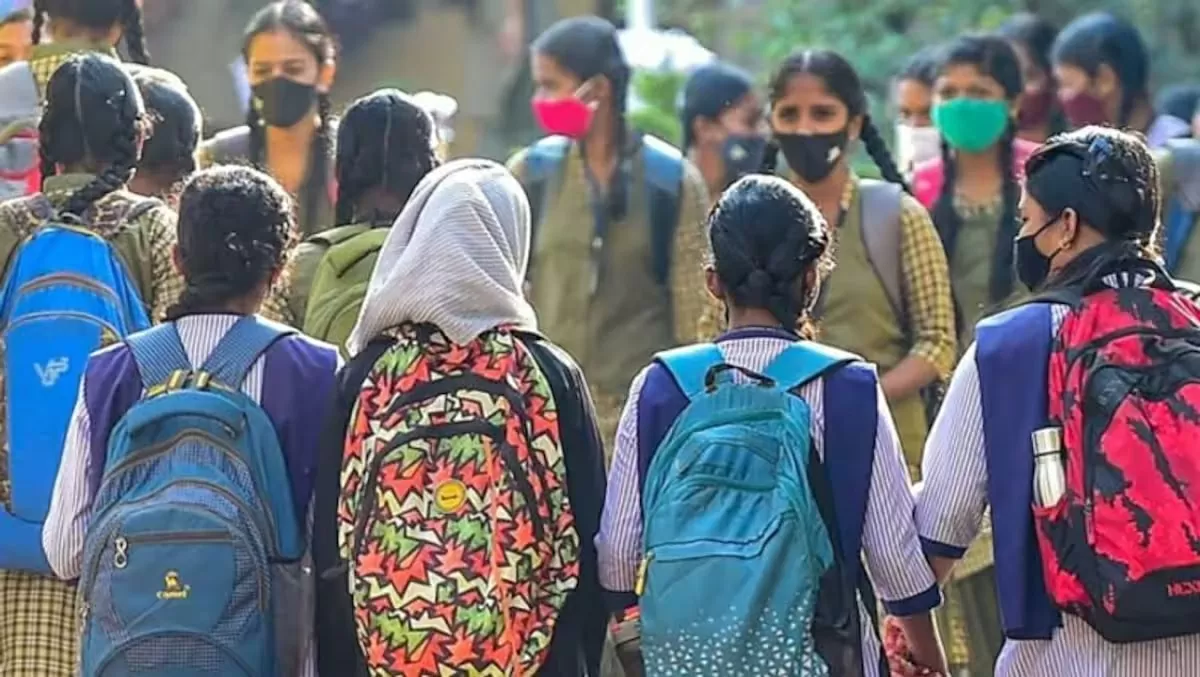 School Time Change: School timings changed in many districts of UP, new time announced