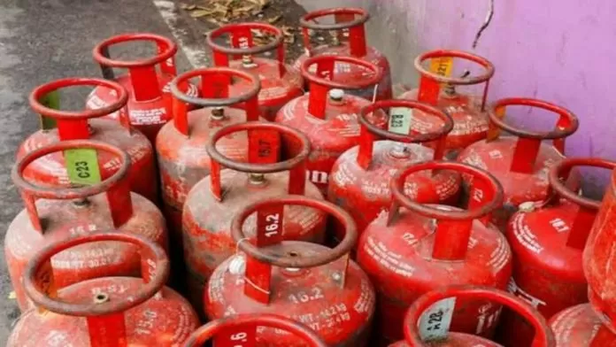 LPG Subsidy: Now check subsidy amount on LPG cylinder from your phone sitting at home