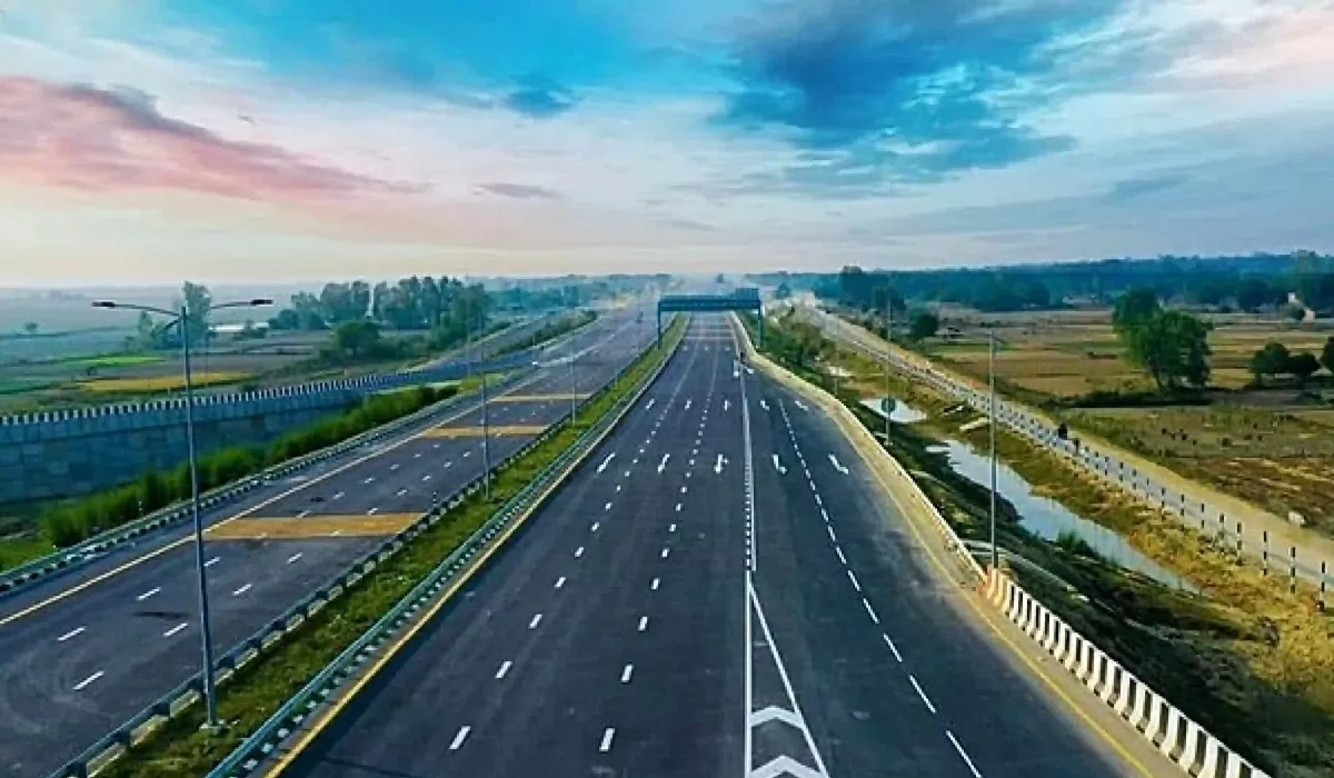 New Expressway: Now you can reach Vadodara from Gurugram in just 10 hours, a new expressway is being built New Expressway: Now you can reach Vadodara from Gurugram in just 10 hours, a new expressway is being built