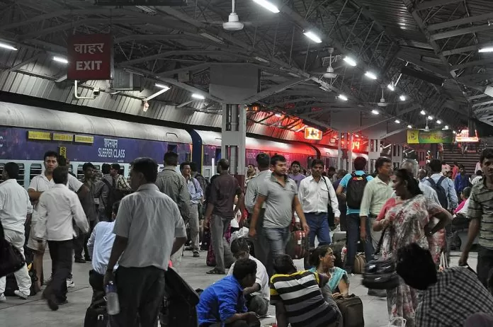 Railway News: 15 trains including Lokmanya Tilak will not come to Prayagraj Junction, check the list before going