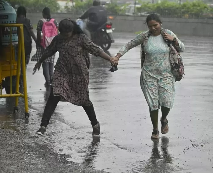 IMD Weather Updates: Heavy rain alert in Bihar today; Know the weather condition for the next 5 days