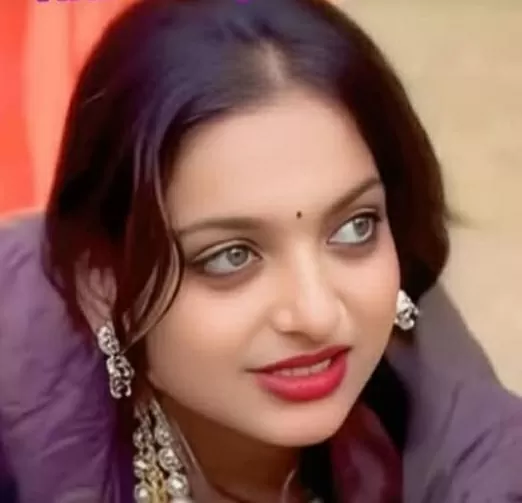 Monalisa gave a stage performance on Pushpa's Sami Sami, users got impressed after watching the viral video
