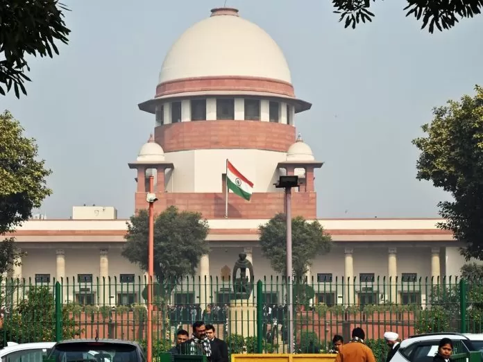 Supreme Court's big order on Wakf Amendment Act, major provisions stayed