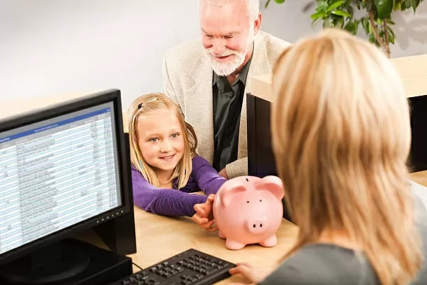 Bank operating Age: Now children of this age will be able to operate their own bank account, RBI has given permission