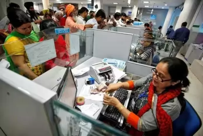 Savings Accounts: Big changes have been made in the savings accounts of these banks; Check immediately