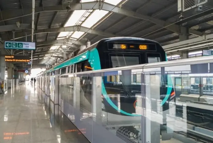 New Metro Service: Lakhs of passengers traveling in Noida Metro will get this special facility, check immediately before traveling
