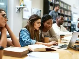 Distance Course 2025: Now do BCA BBA BCom course from Jamia sitting at home, know how to register