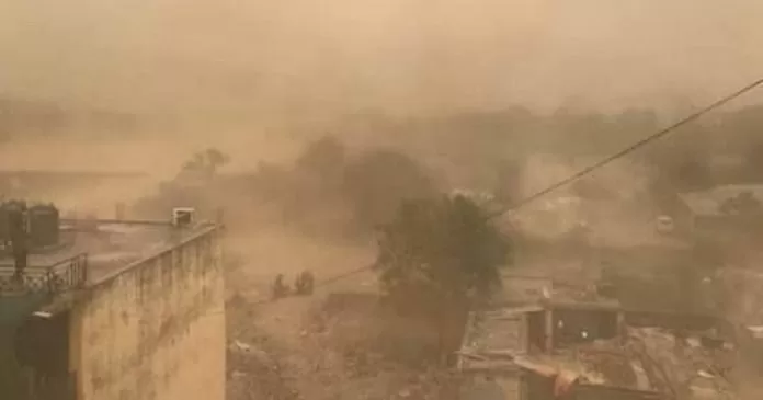 Rain and Storm Alert: Weather department alert- Strong storm and heavy rain will come at a speed of 60-80 km/h