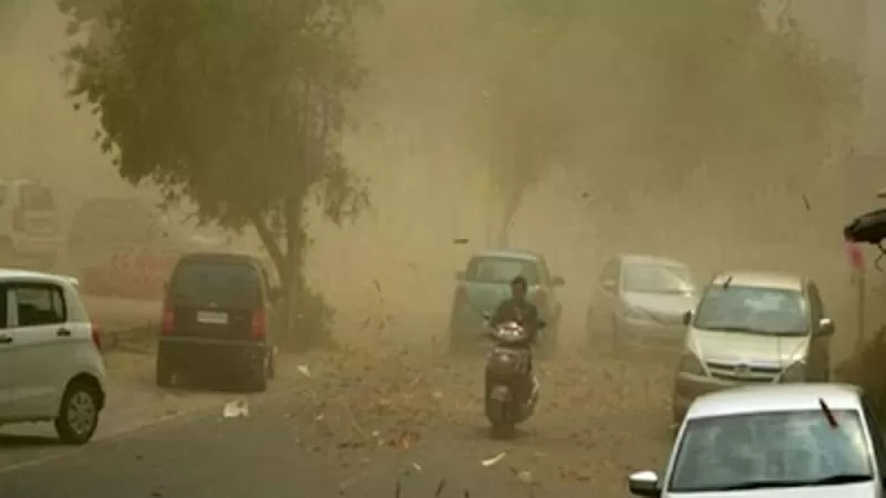 Heavy Rain Alert Warning of stormy winds with speed of 70kmph, Dust Storm Alert also issued