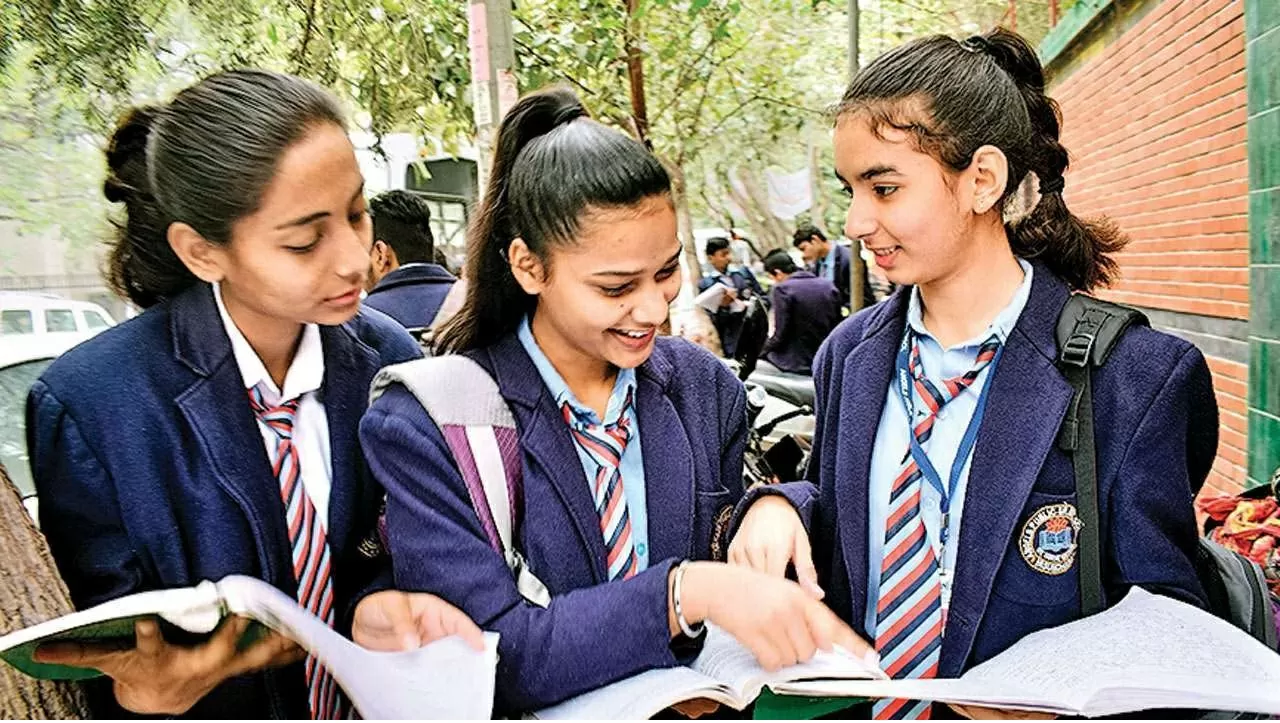 CBSE Exam Rules: CBSE Big Announcement..! Now 10th board exams will be held twice a year; Final schedule released CBSE Exam Rules: CBSE Big Announcement..! Now 10th board exams will be held twice a year; Final schedule released