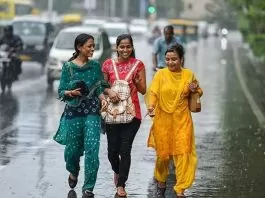 IMD Alert: Heavy rain alert from UP to Bengal; Meteorological Department report