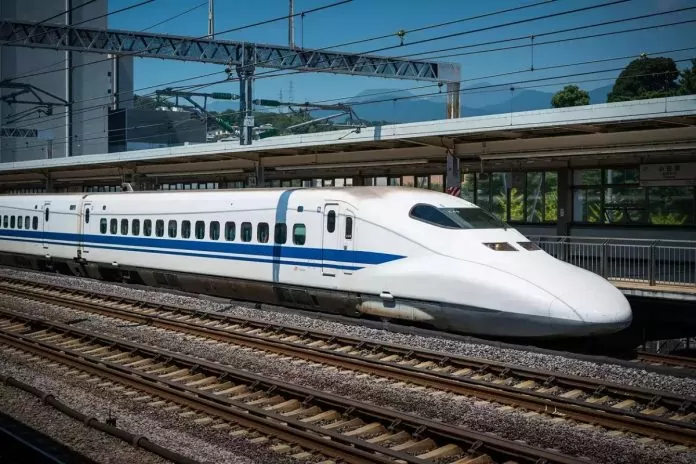New Bullet Train: India's first bullet train will run on this route, trial begins - Watch video