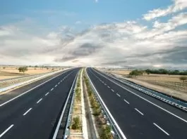 Expressway Closed: This Expressway will remain closed for 5 days, entry of buses and trucks will be banned for 12 days