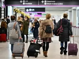 Flight Baggage Rules: Changed rules for carrying luggage in flight, now only one hand bag is allowed; Know full details