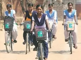 Govt Scheme: Good news for students! Students going to school 5 KM away will get ₹6000, know how to get the money?